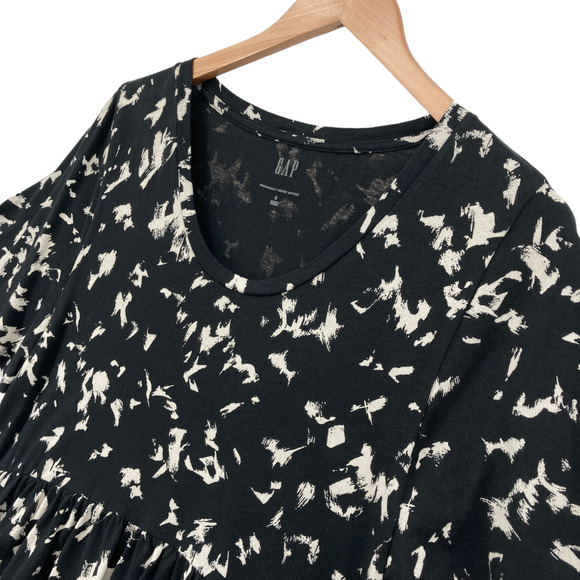 Gap Blouse Top Women Small Black White Geo Print Short Sleeve Round Neck Pleated - Picture 7 of 13